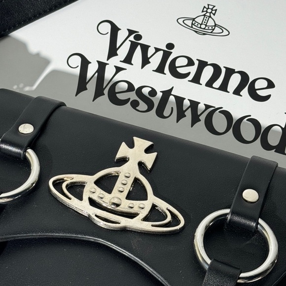 🖤🩶Vivienne Westwood Black Crossbody Bag with Silver Accents - Picture 7 of 7
